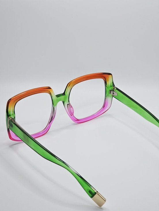 Hannah (Reader) - Picture 4 of 4